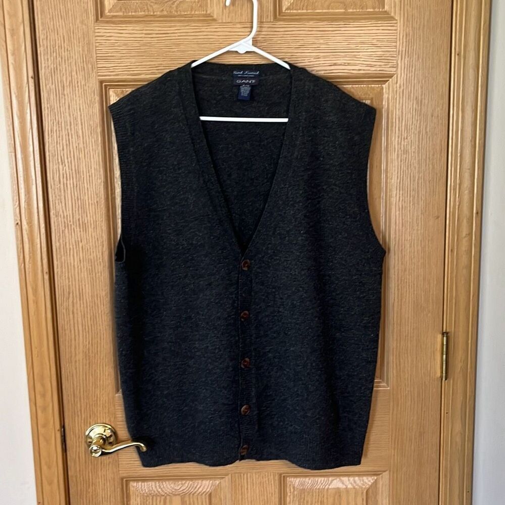 GANT Vintage Dark Gray Lambs Wool Vest XL